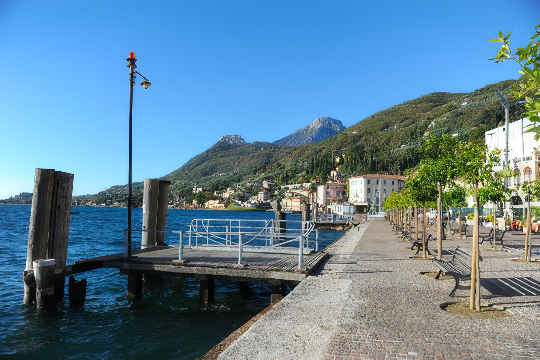 GARGNANO SUL GARDA / Monte Gargnano Residence Hotel